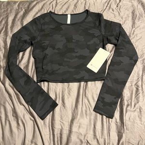 Lululemon Wunder Train Cropped Long sleeve